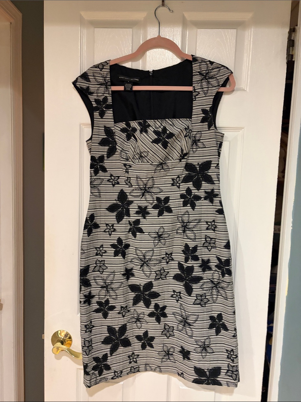 Jones New York Black Floral-Print Cap-Sleeve Dress